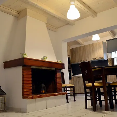Ionian Balcony Apartman *
