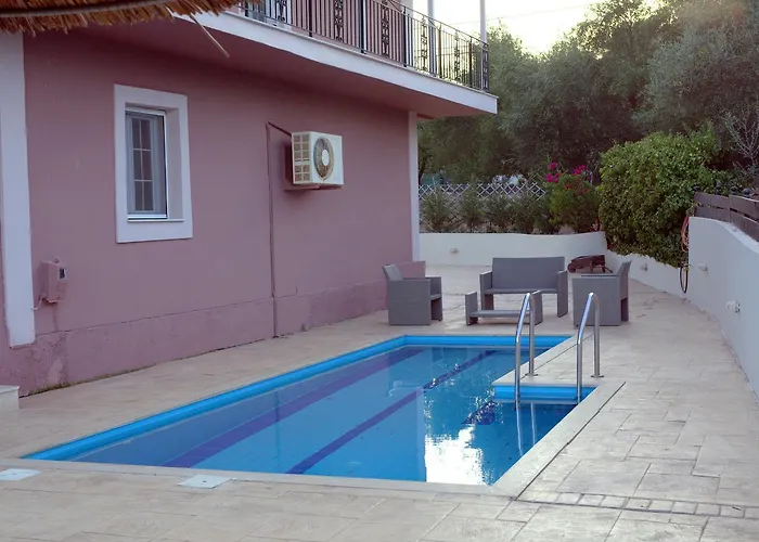 Ionian Balcony شقة