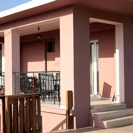 爱奥尼亚阳台公寓 * 里科索翁